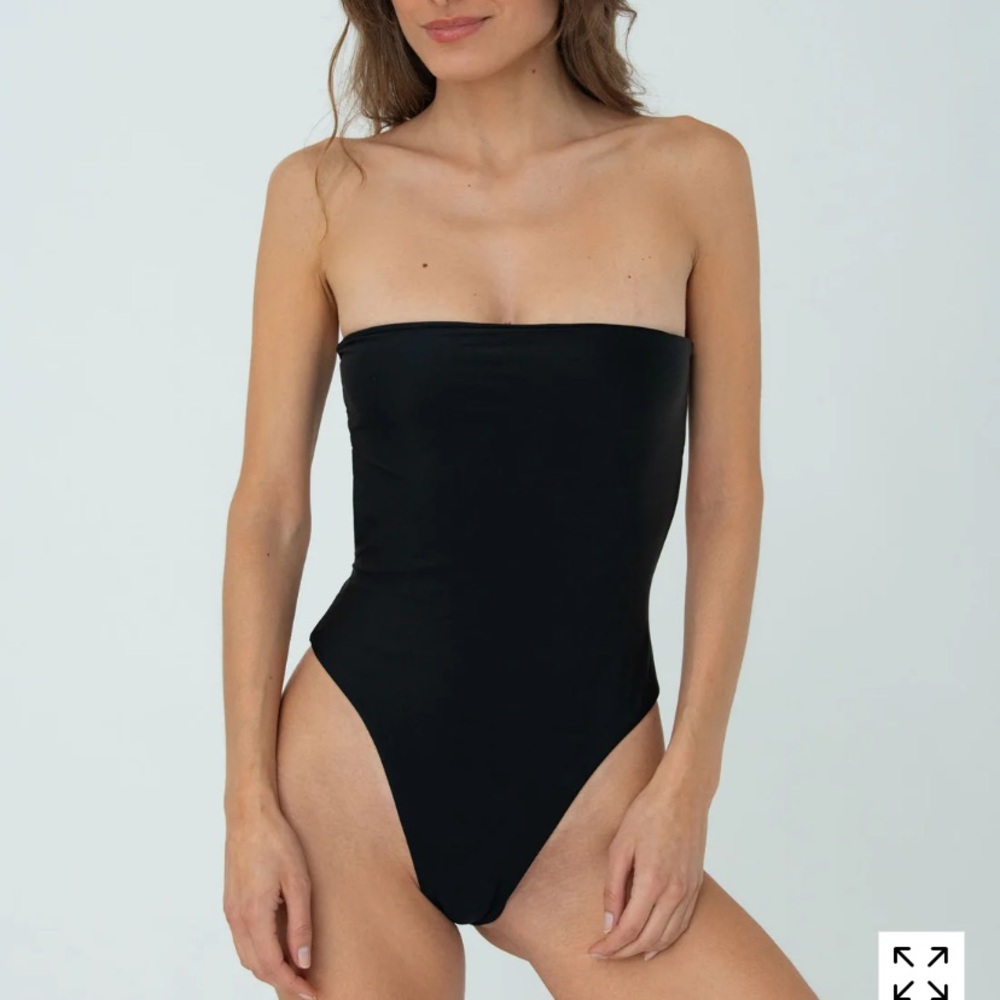 NWT BRIGHT SWIM One Piece